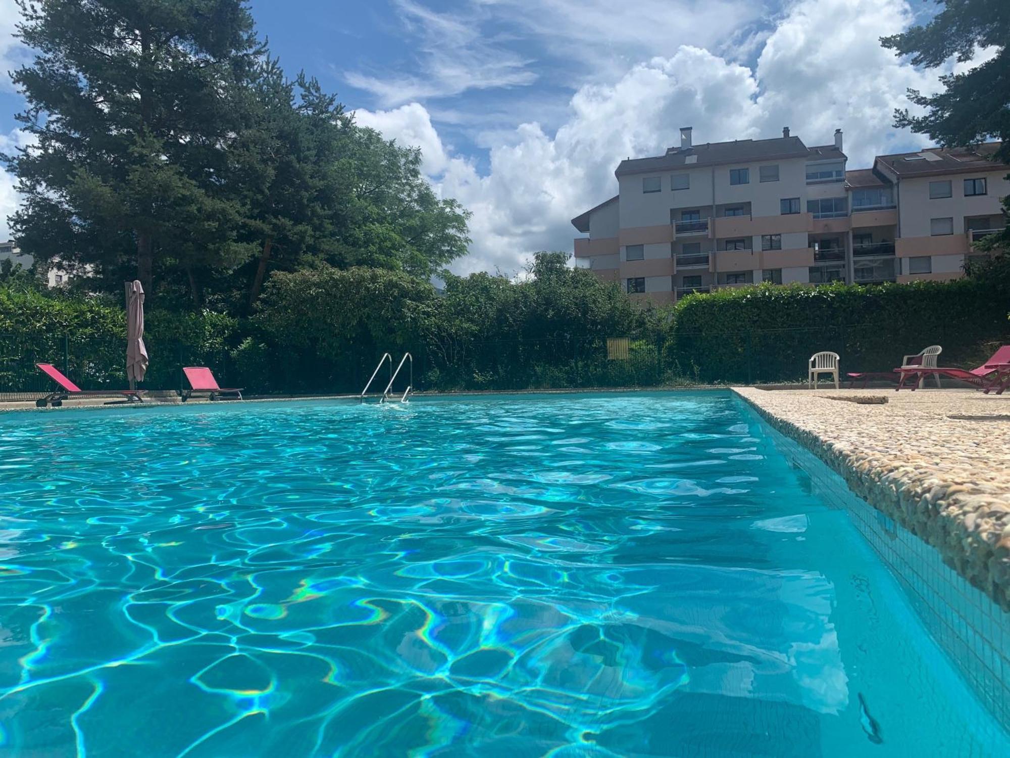 Kusmi Love Piscine Proche Du Lac อานซี ภายนอก รูปภาพ
